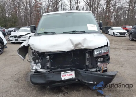 2019 Chevrolet Express 2500 Work Van из США, поврежденный, VIN 1GCWGAFP0K1262873